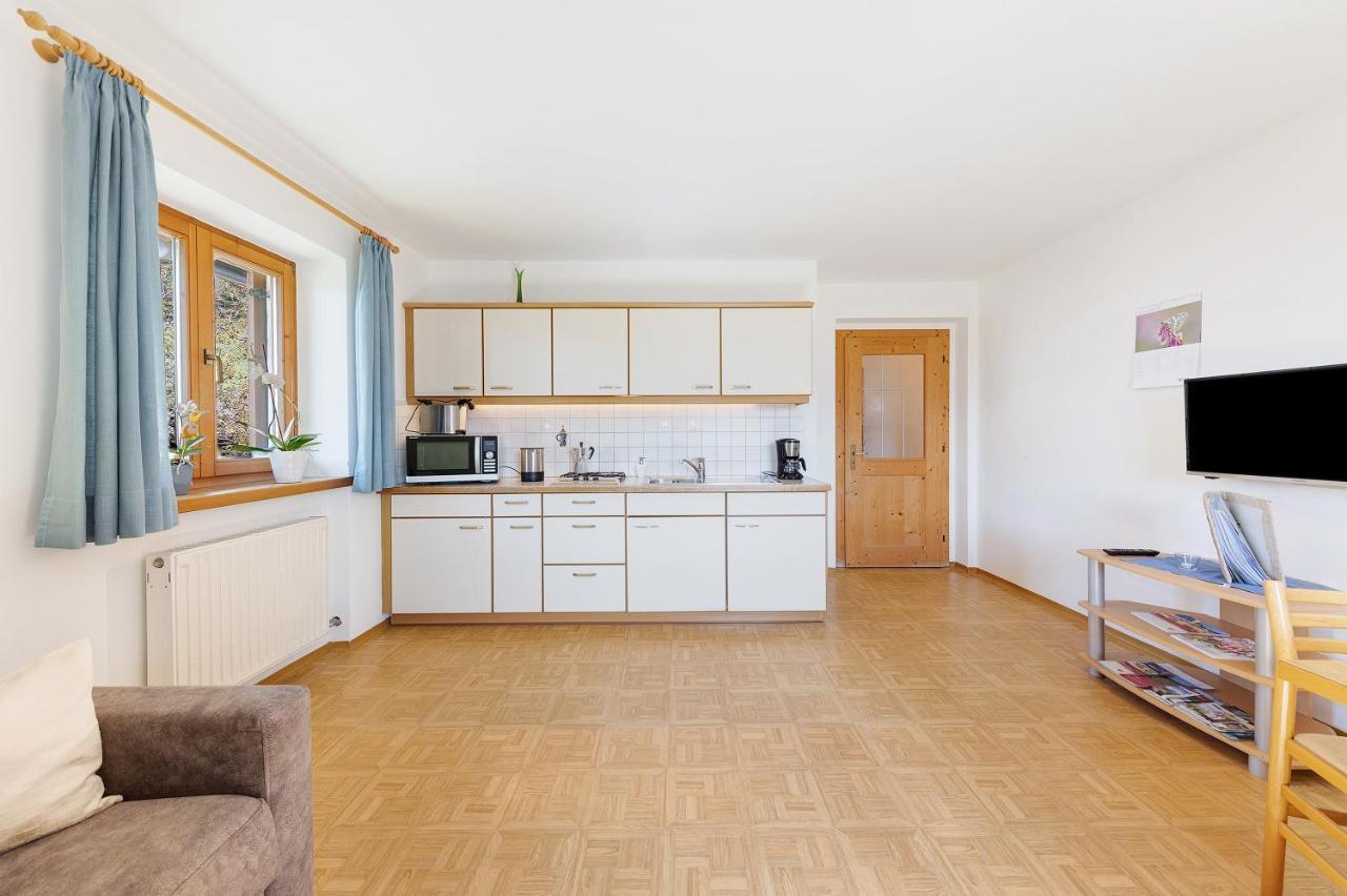 Moar Im Rumsein - Apt Etschblick San Genesio Atesino Bagian luar foto